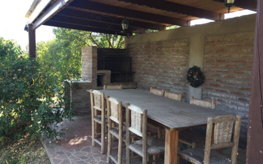 SE VENDE SITIO CON CASA EN SANTA ROSA, SALAMANCA
