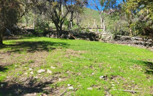 SE VENDE INMUEBLE DE 1 HECTÁREA CON 2 CASAS Y DERECHO DE AGUAS EN HUANQUE, SALAMANCA